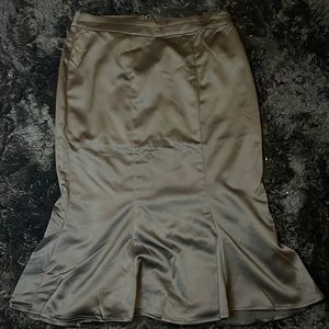 Silk fitted pencil skirt